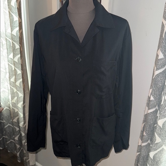 Closed lightweight wool button up jacket - Picture 1 of 7